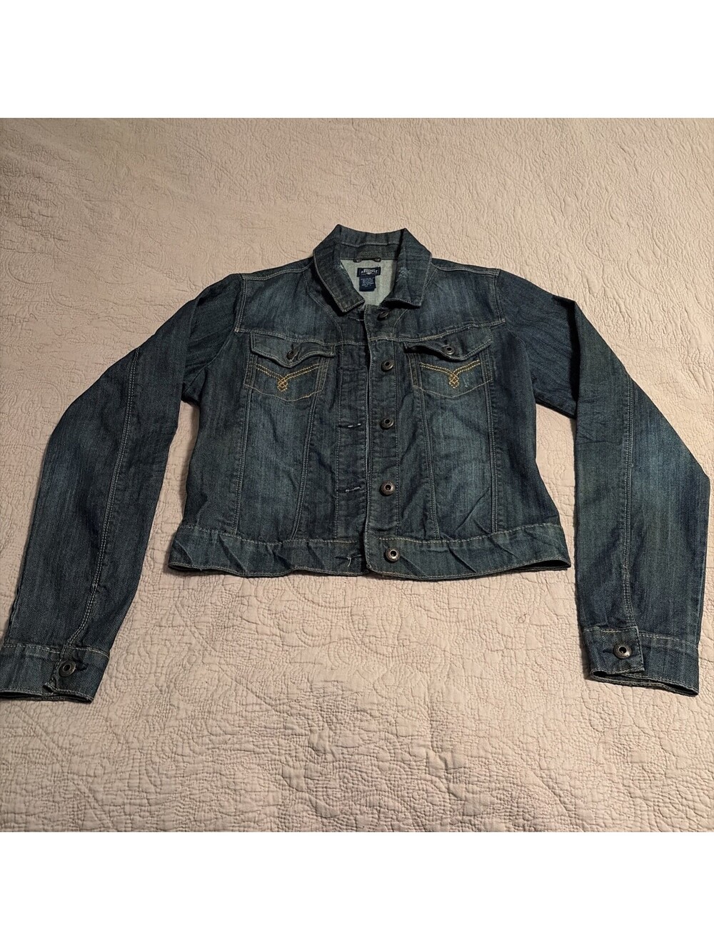 Blue Asphalt Women's Distressed Denim Jean Jacket Large model WS-RE 534